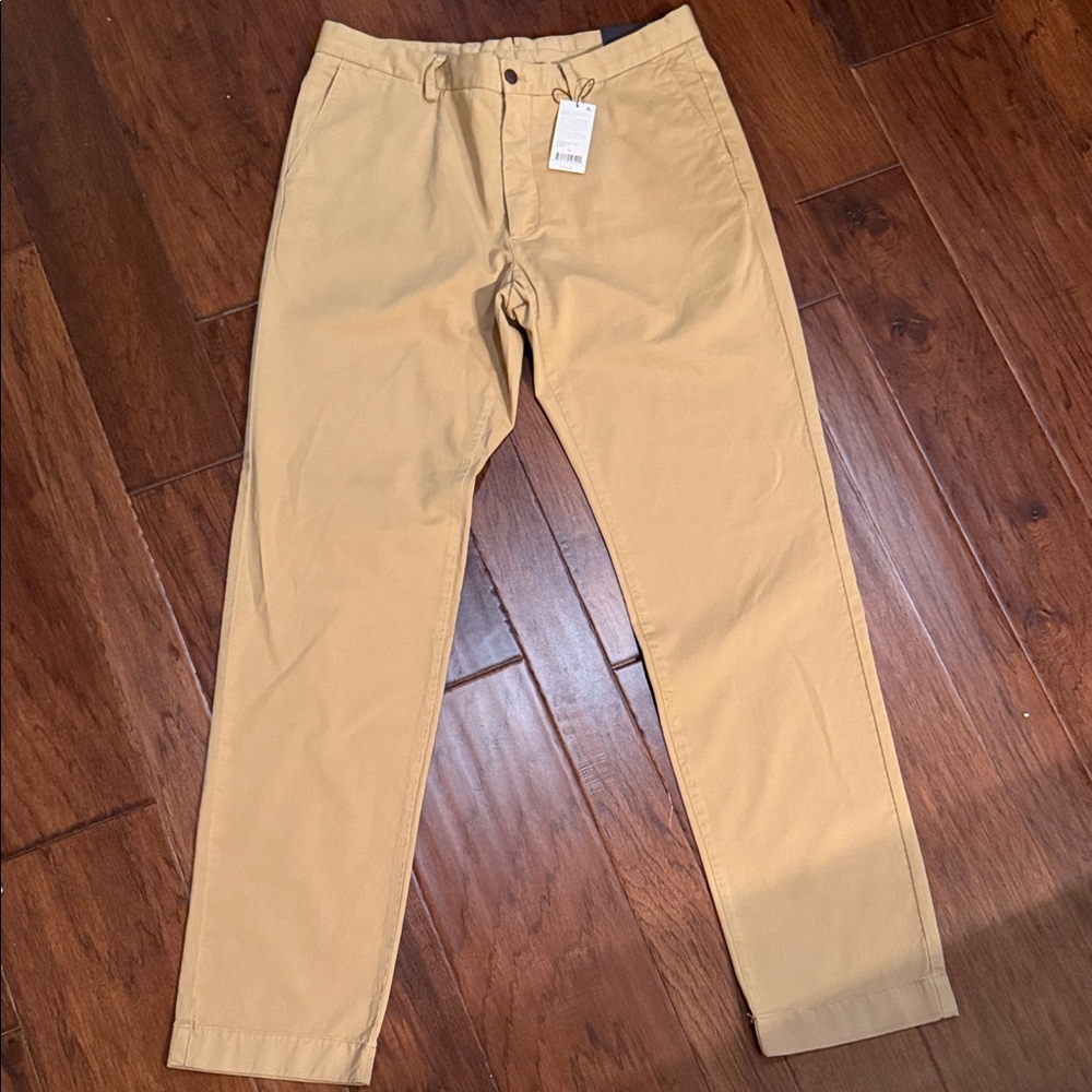 Classic Light Tan Chino Pants - Modern Straight Fit
